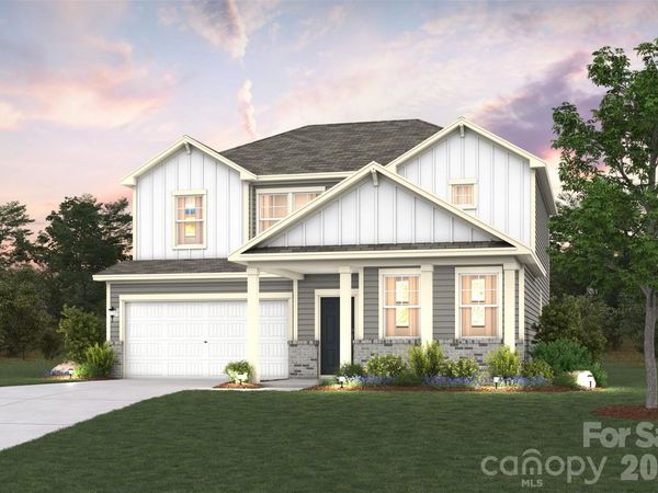1422 Sunnybrook Lane , Newton, NC 28685