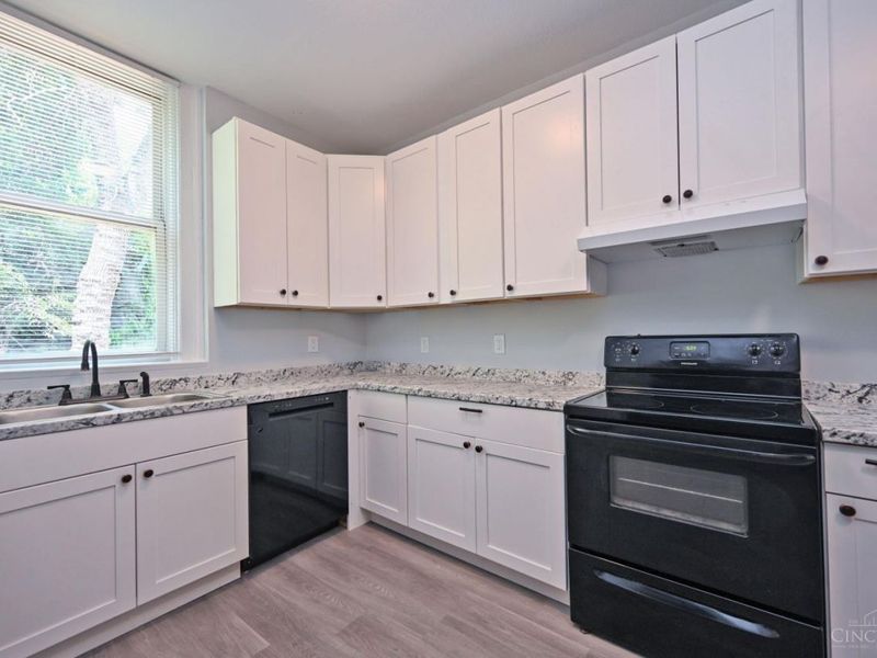 458 W McMicken Avenue, Cincinnati, OH 45214 Photo 12