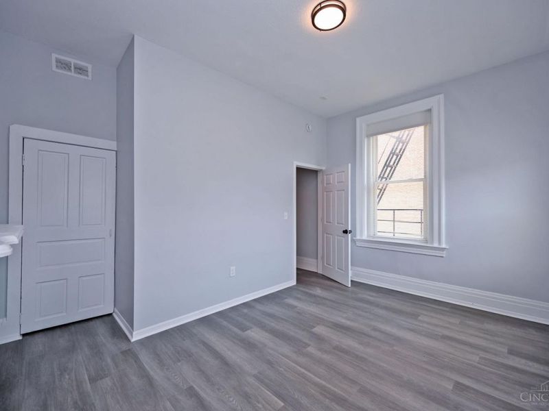 458 W McMicken Avenue, Cincinnati, OH 45214 Photo 20