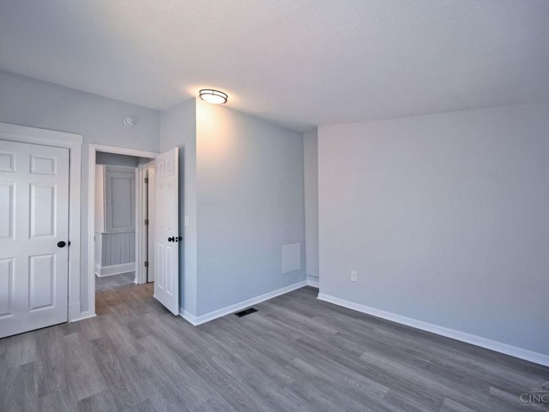 458 W McMicken Avenue, Cincinnati, OH 45214 Photo 31
