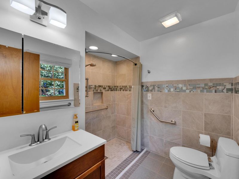 435 E Schreyer Place, Columbus, OH 43214 Photo 16
