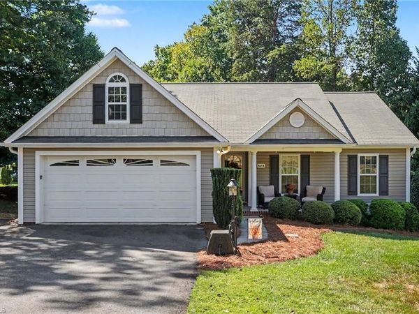 848 Ridge View Terrace , Rural Hall, NC 27045