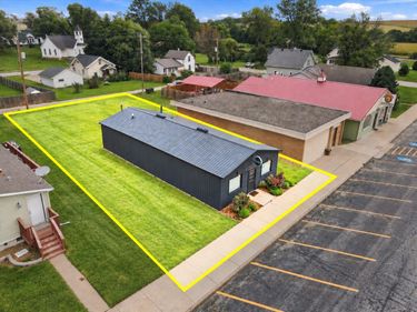 138 3RD Street, UNDERWOOD, IA 51576