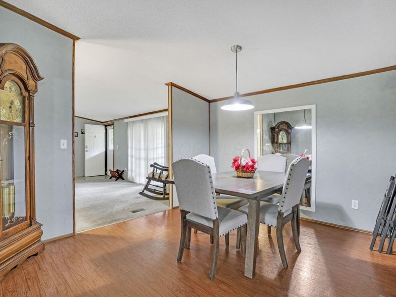90 S Summit Ridge Drive SW, Reynoldsburg, OH 43068 Photo 13