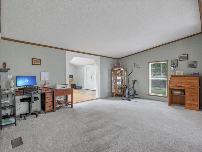 90 S Summit Ridge Drive SW, Reynoldsburg, OH 43068 Photo 25