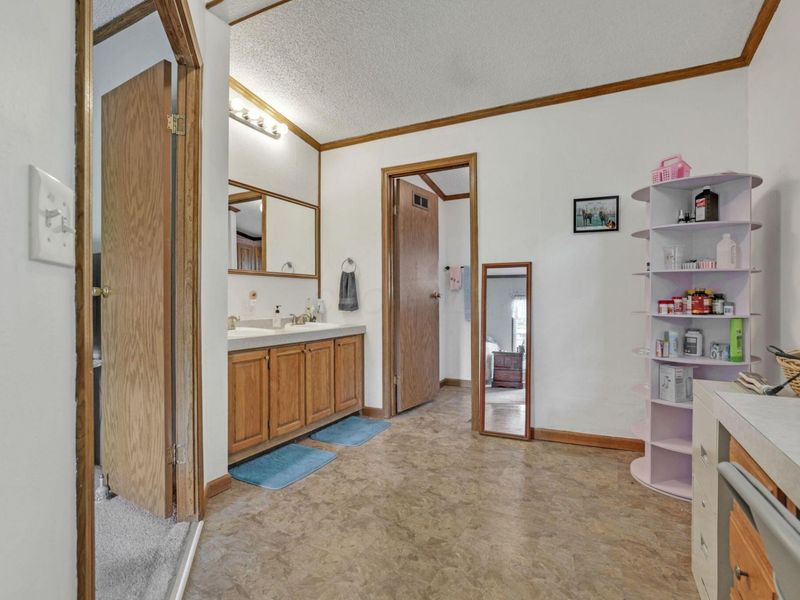 90 S Summit Ridge Drive SW, Reynoldsburg, OH 43068 Photo 38