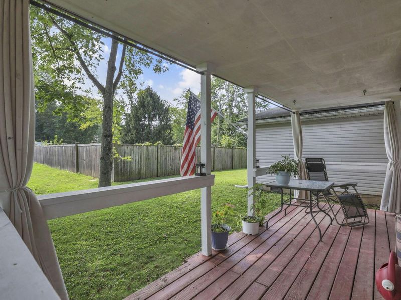 90 S Summit Ridge Drive SW, Reynoldsburg, OH 43068 Photo 4