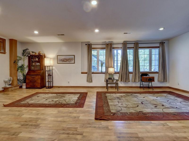 668 Floral Valley Drive E, Howard, OH 43028 Photo 42