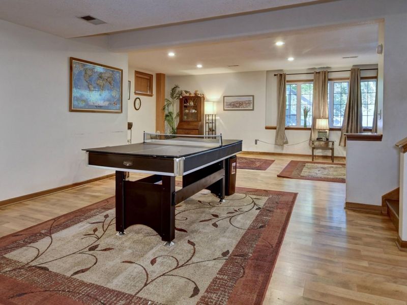 668 Floral Valley Drive E, Howard, OH 43028 Photo 47