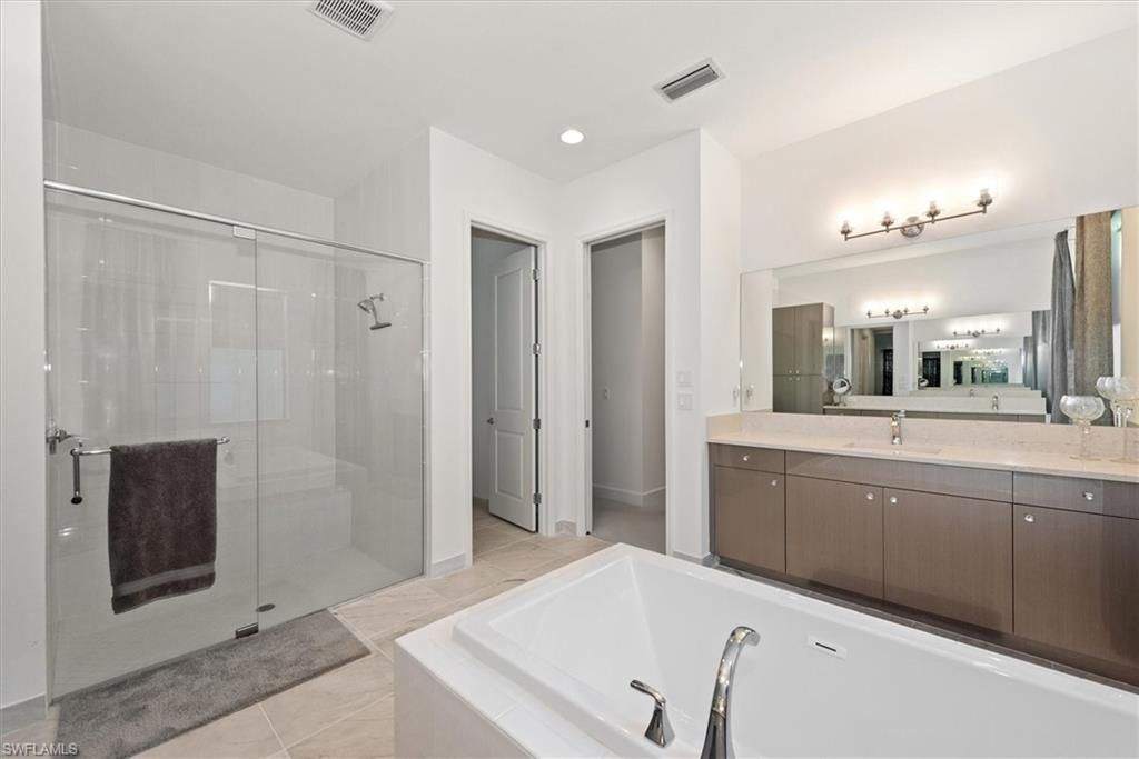 12044 Oleander Ave, Naples, FL 34120 Photo