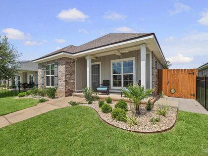 8953 Eureka St Milton, FL 32583