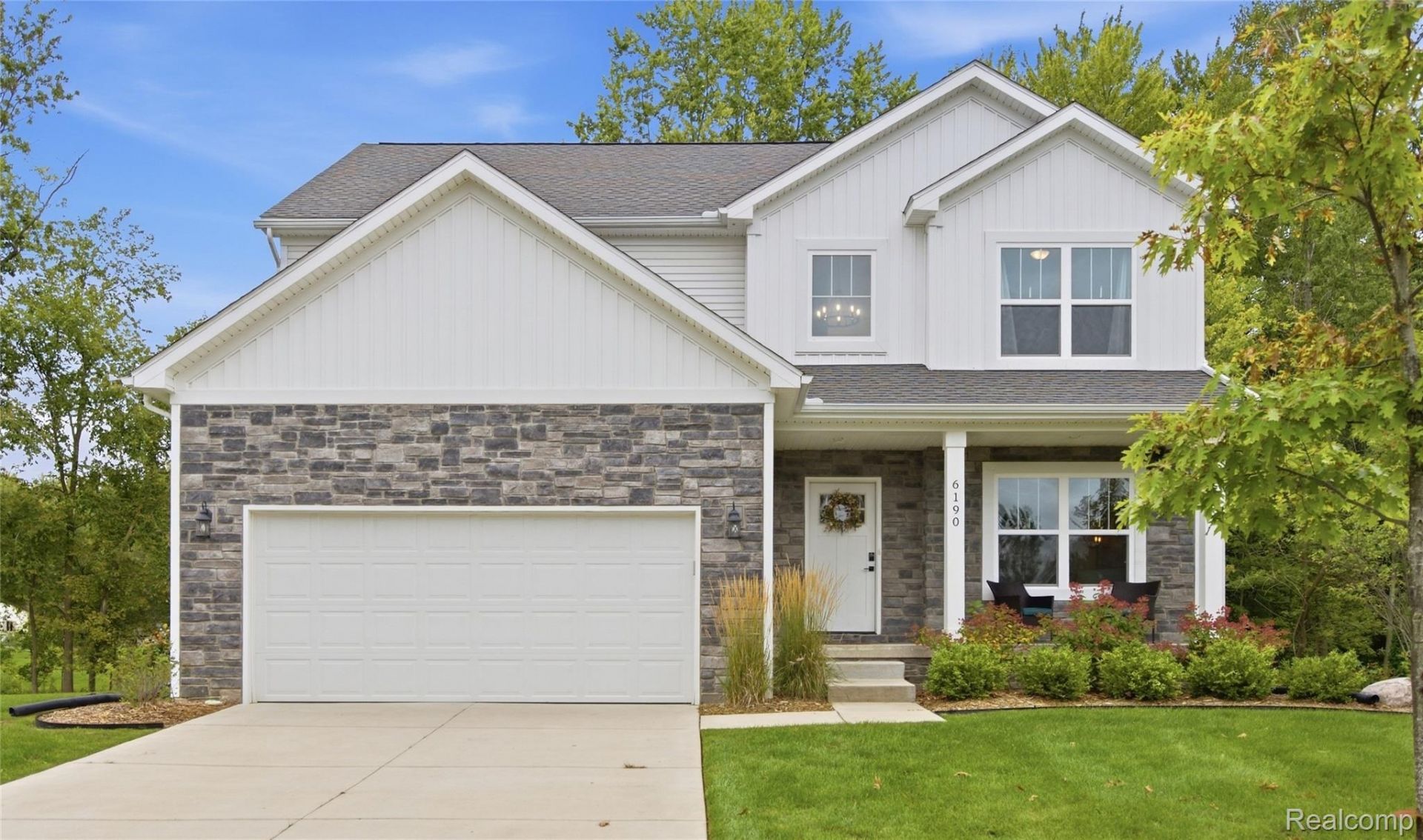 6190 Woodridge Lane, Grand Blanc Township, Mi 48439 Main Photo