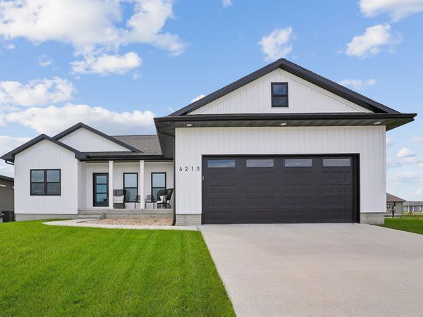 4210 Shocker Road, Cedar Falls, IA 50613
