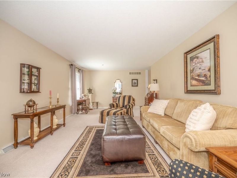 820 Southwestern Run, Unit 57, Poland, OH 44514 Photo 17