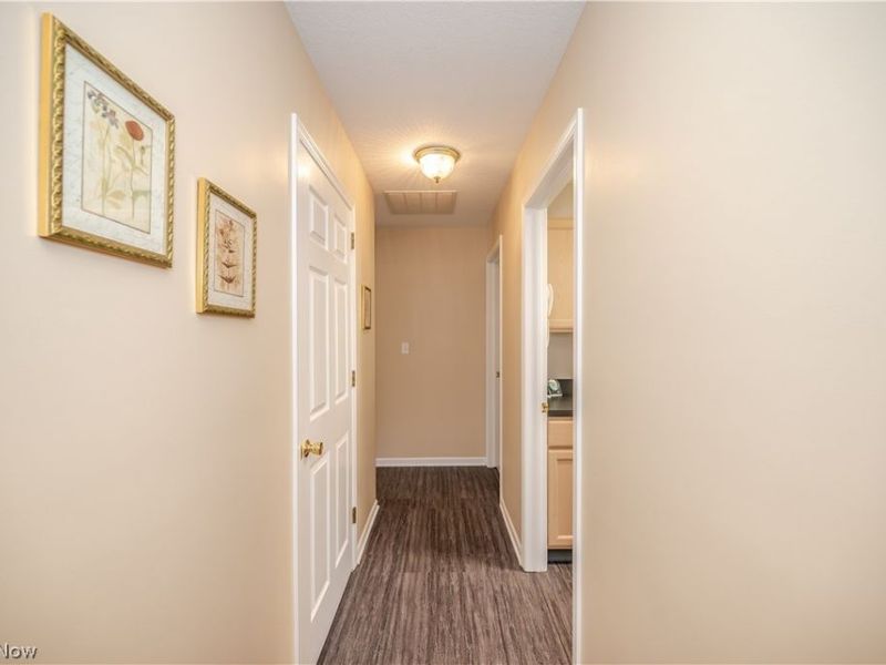 820 Southwestern Run, Unit 57, Poland, OH 44514 Photo 4