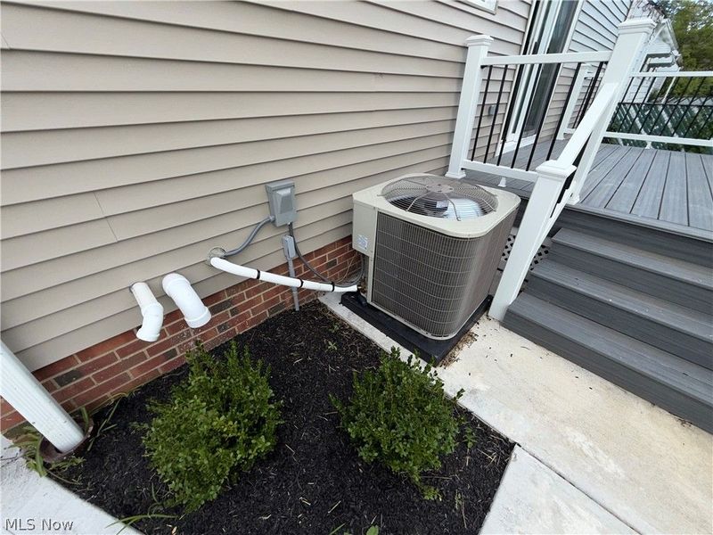 3976 E 190th Street, Cleveland, OH 44122 Photo 24