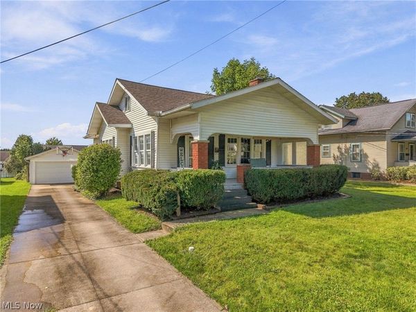 324 Woodrow Street NW, North Canton, OH 44720