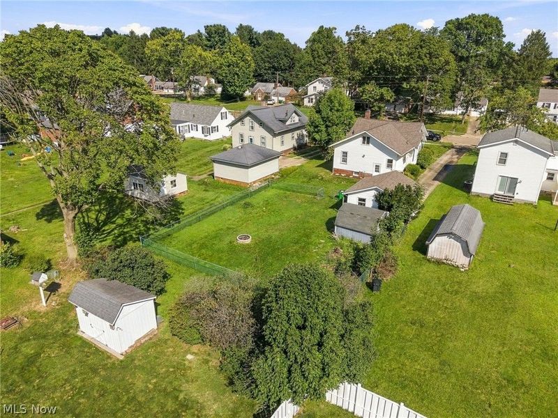 324 Woodrow Street NW, North Canton, OH 44720 Photo 2