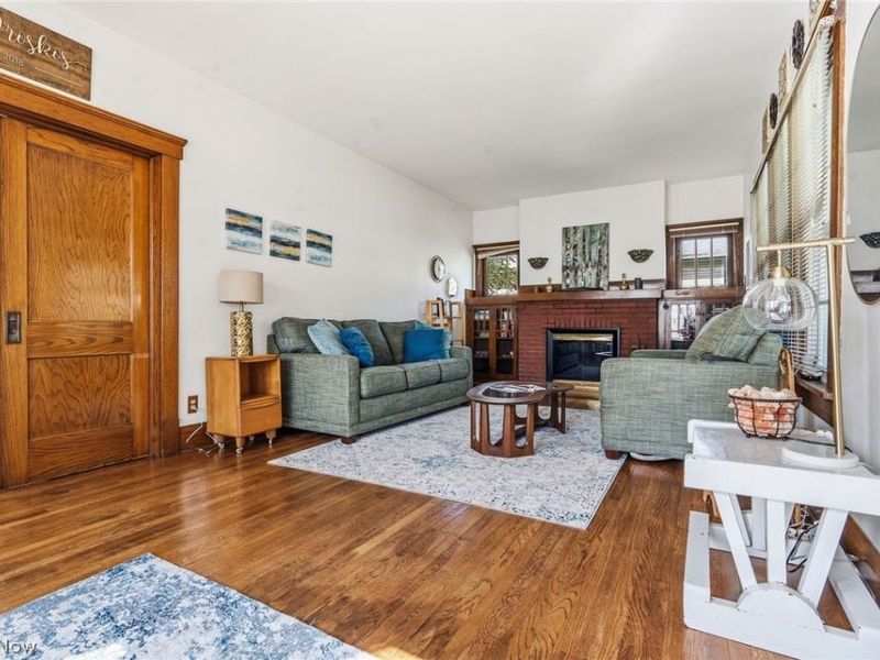 324 Woodrow Street NW, North Canton, OH 44720 Photo 4