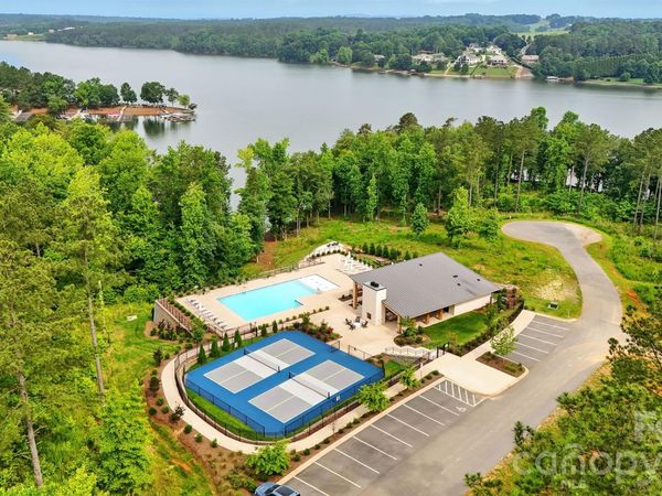 3318 Pyramid Peak Trail , Connelly Springs, NC 28612