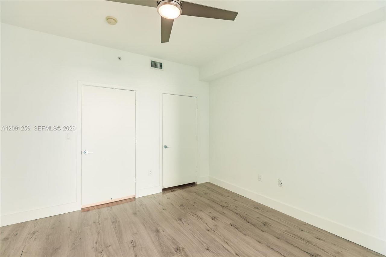 1111 SW 1st Ave , Unit 3216, Miami, FL 33130 Photo