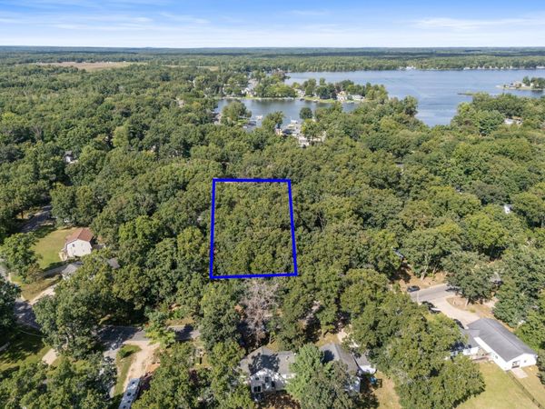 V/L Cochise Dr., Howard City, MI 49329