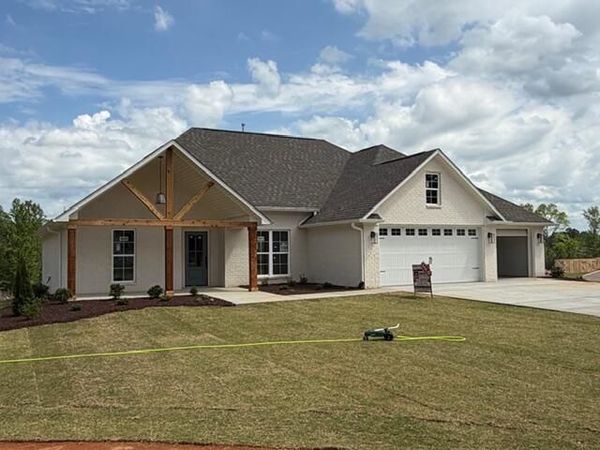 510 R. B. Wilson Drive , Huntingdon, TN 38344