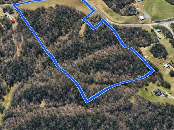 4150 Old Samburg Road , Hornbeak, TN 38232