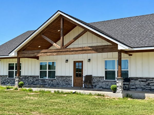 11659 E Enterprise , Wapanucka, OK 73461