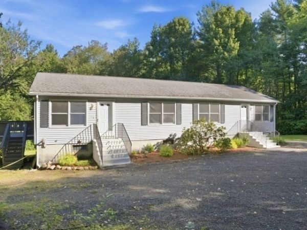 40-42 Crocker Nye Rd, Oakham, MA 01068