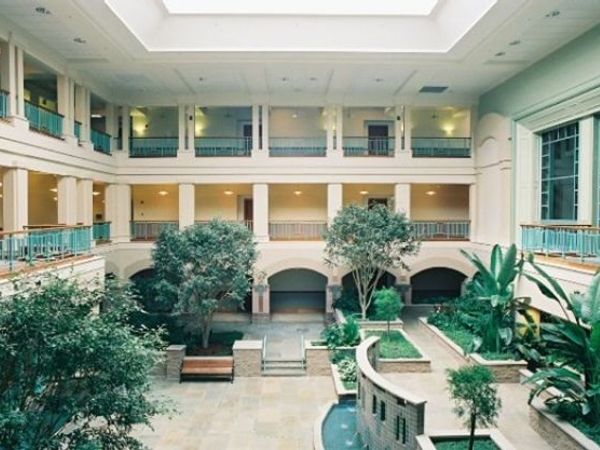 550 Washington St, Unit 201, Braintree, MA 02184