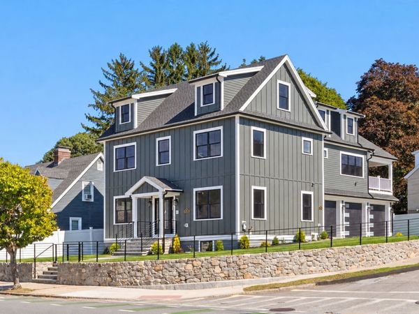 595 Winthrop St, Medford, MA 02155