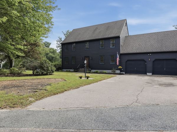 6 Laurel Road, Blackstone, MA 01504