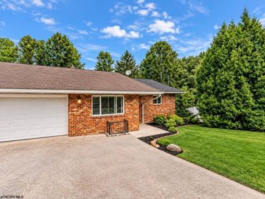 899 Tremont Street, Morgantown, WV 26505
