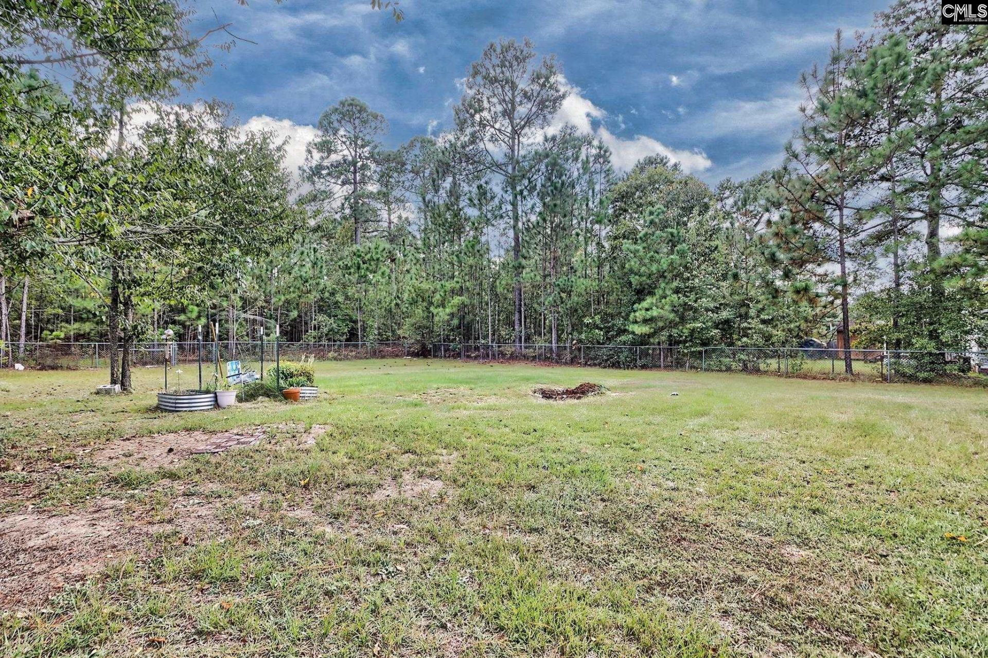 113 Tamara Lane  Photo 4