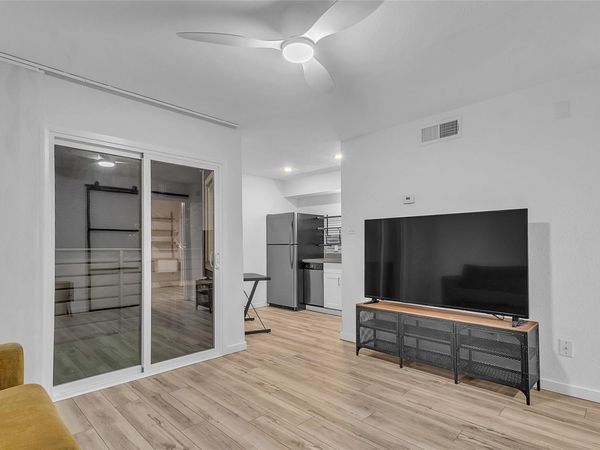 1840 Burton DR, Unit 184, Austin, TX 78741