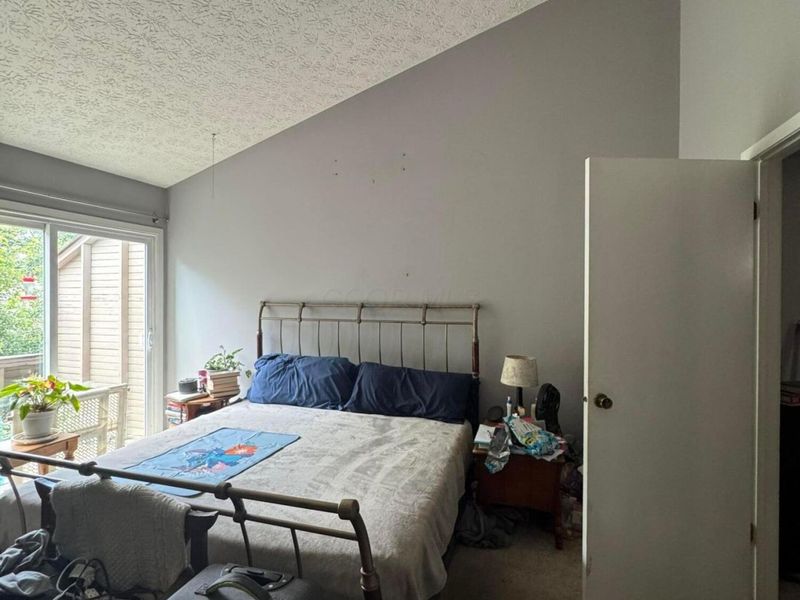 3251 Donalda Court , Columbus, OH 43231 Photo 5