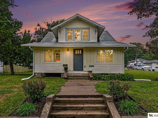 1502 Main Street, Bellevue, NE 68005