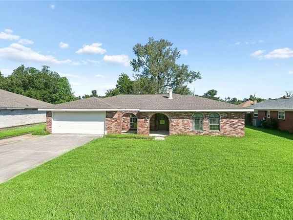 231 SOMERSET Street , LaPlace, LA 70068