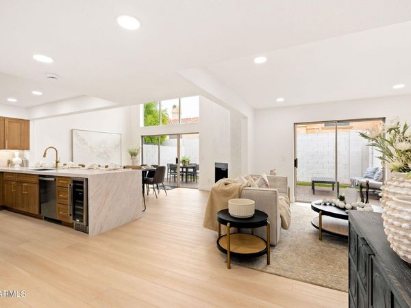 16607 N 56th Place, Scottsdale, AZ 85254