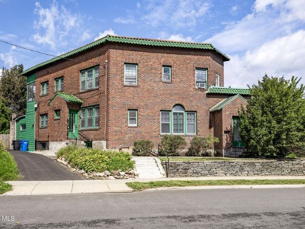 4 View Avenue, Albany, NY 12209