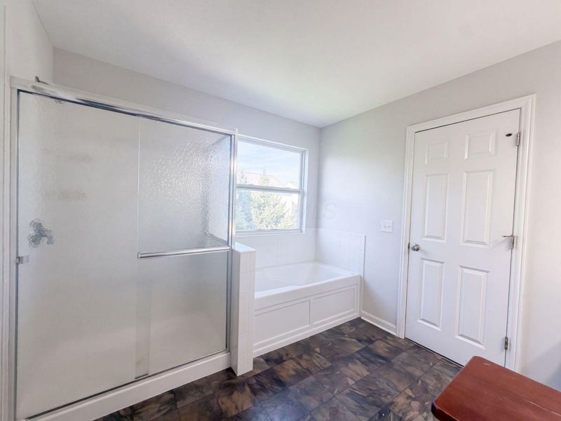 4058 Leontria Avenue , Columbus, OH 43219 Photo 22
