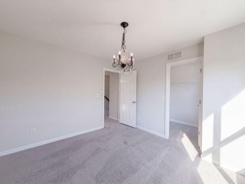 4058 Leontria Avenue , Columbus, OH 43219 Photo 27