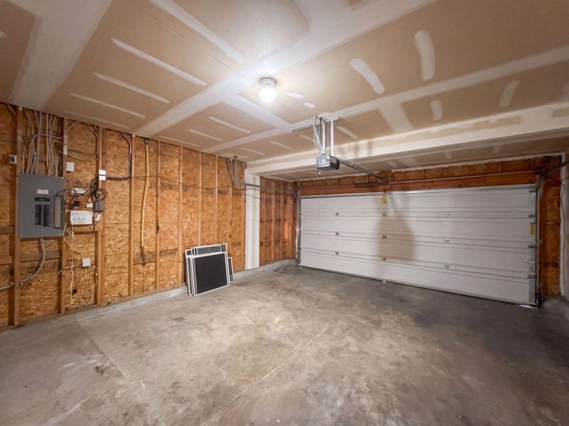 4058 Leontria Avenue , Columbus, OH 43219 Photo 37