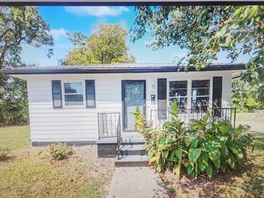 301 S Campbell Street, Hopkinsville, KY 42240