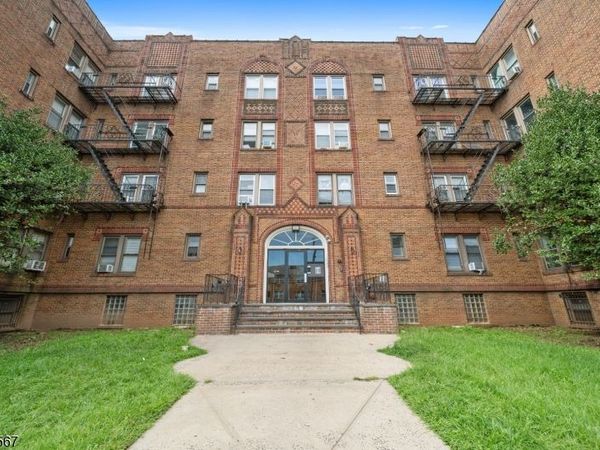 433 Lincoln Ave, Orange, NJ 07050