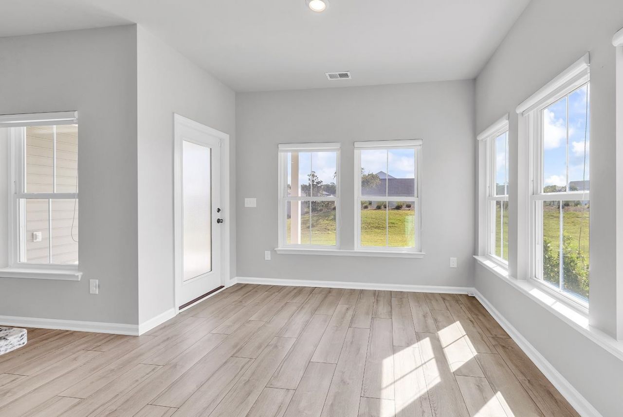 4007 Da Vinci Dr. Photo 25