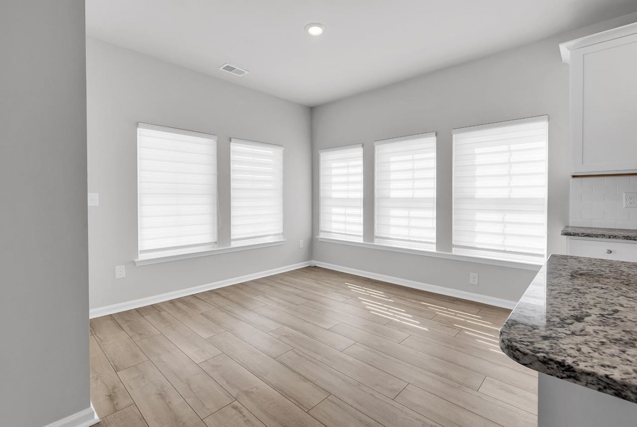 4007 Da Vinci Dr. Photo 6