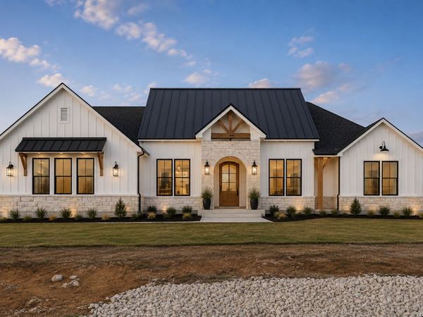 112 TIMBER CYN, La Vernia, TX 78121