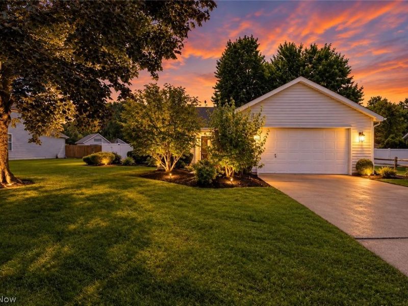 737 Sunset Drive, Madison, OH 44057 Photo 2